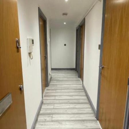 אדינבורו Holiday Apartment In Old Town מראה חיצוני תמונה