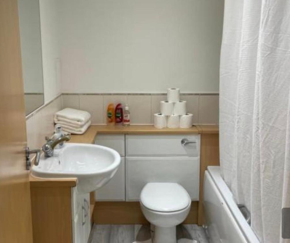אדינבורו Holiday Apartment In Old Town מראה חיצוני תמונה